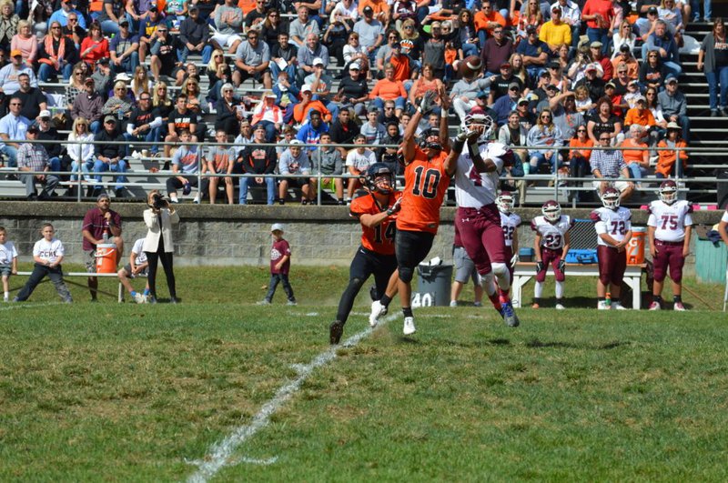 Linsly-Central-Foot-1100x731.jpg